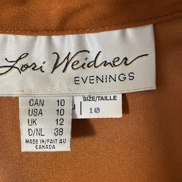 Lori Weidner Suit - Picture 3 of 6